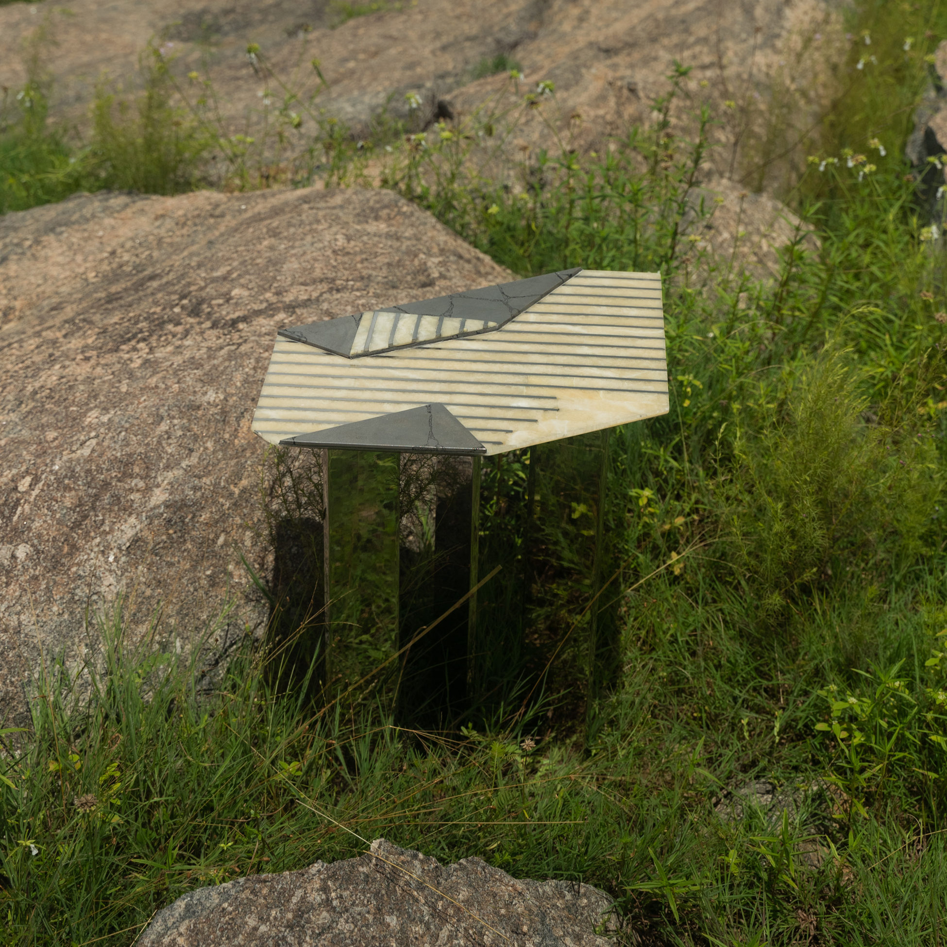 ORI SIDE TABLE - Image 6