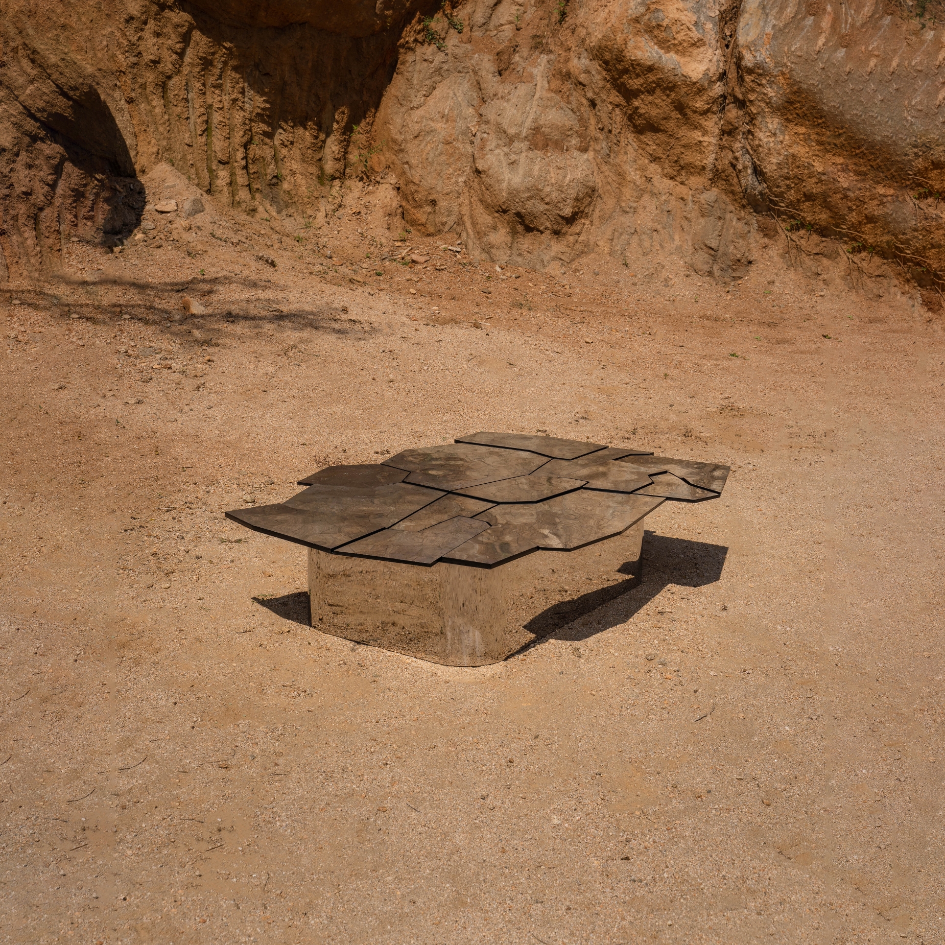 ROCK COFFEE TABLE