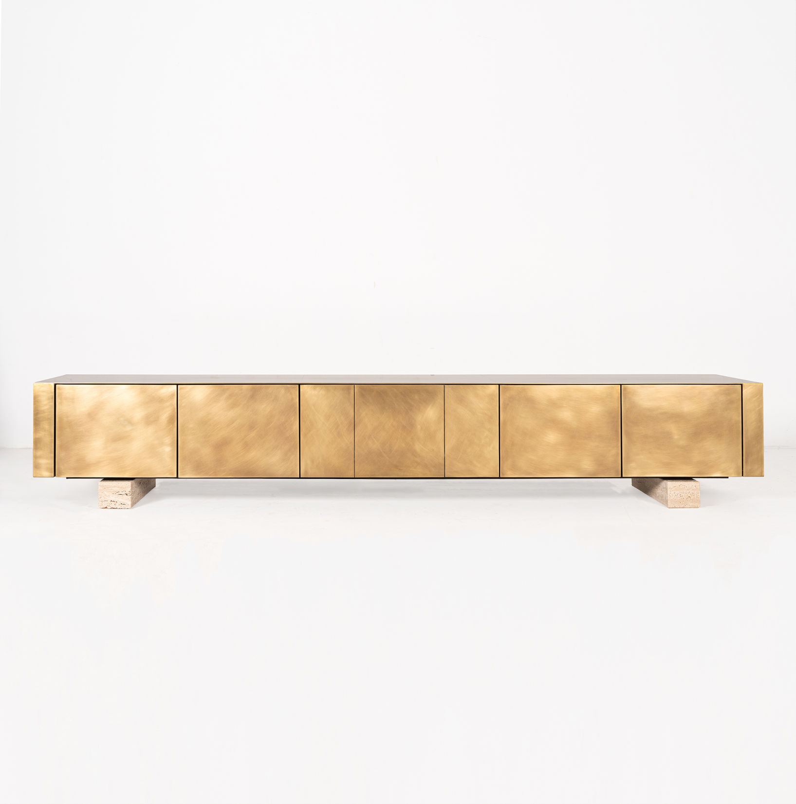 LYN MEDIA UNIT - BRASS
