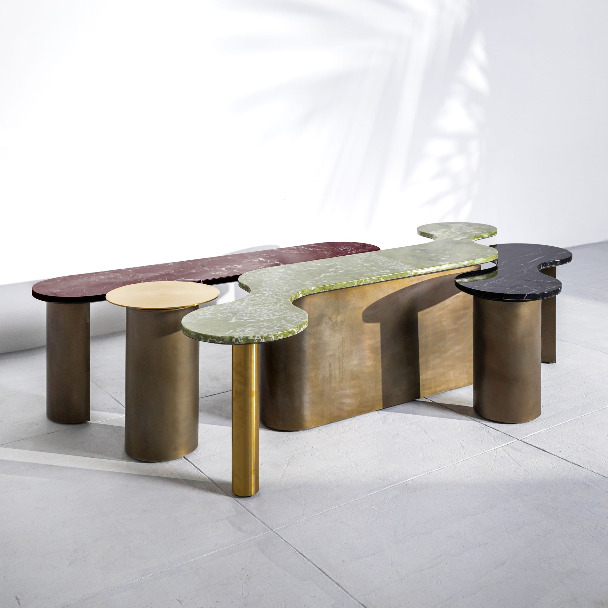 SCARLET JADE COFFEE TABLE - Image 2