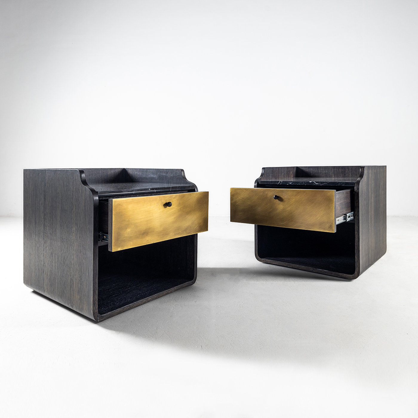 GLORIA BEDSIDE TABLE - Image 4