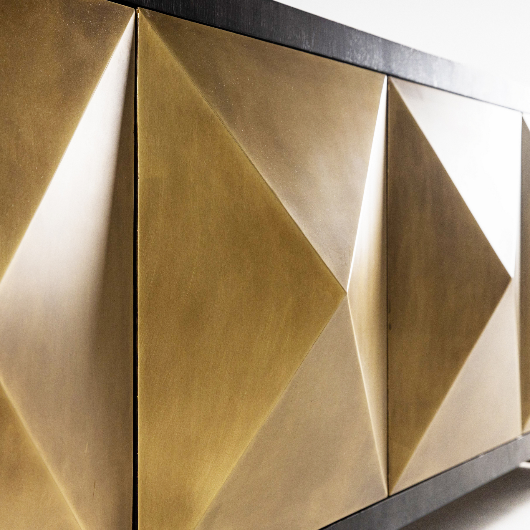 JUDE CREDENZA - Image 3