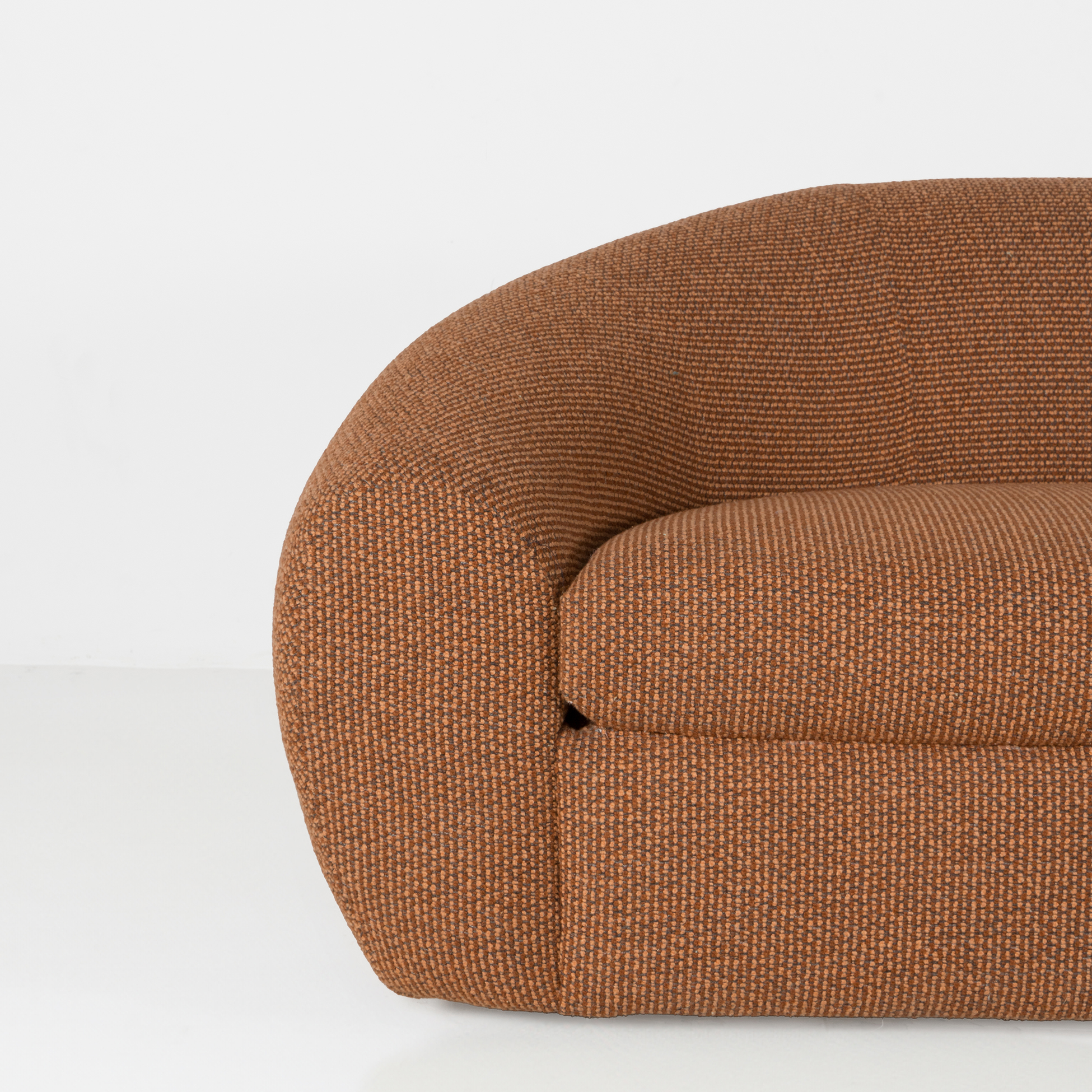 KELLY SOFA - Image 4