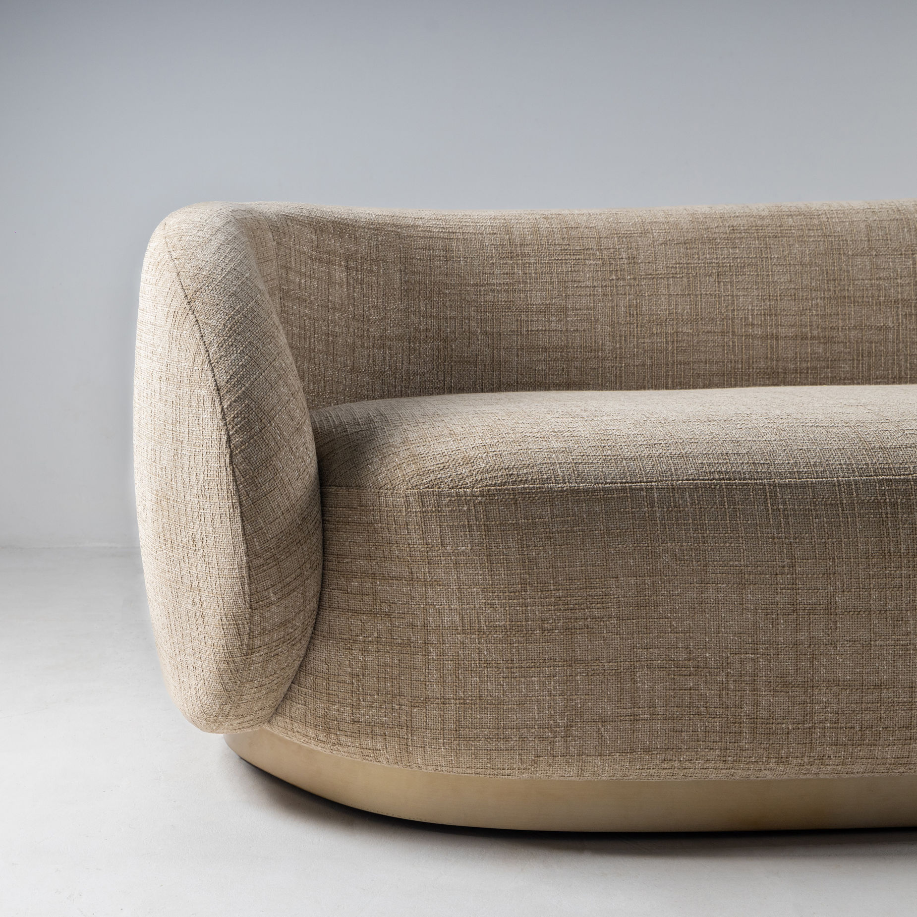 ECLIPSE 10’ SOFA - Image 7