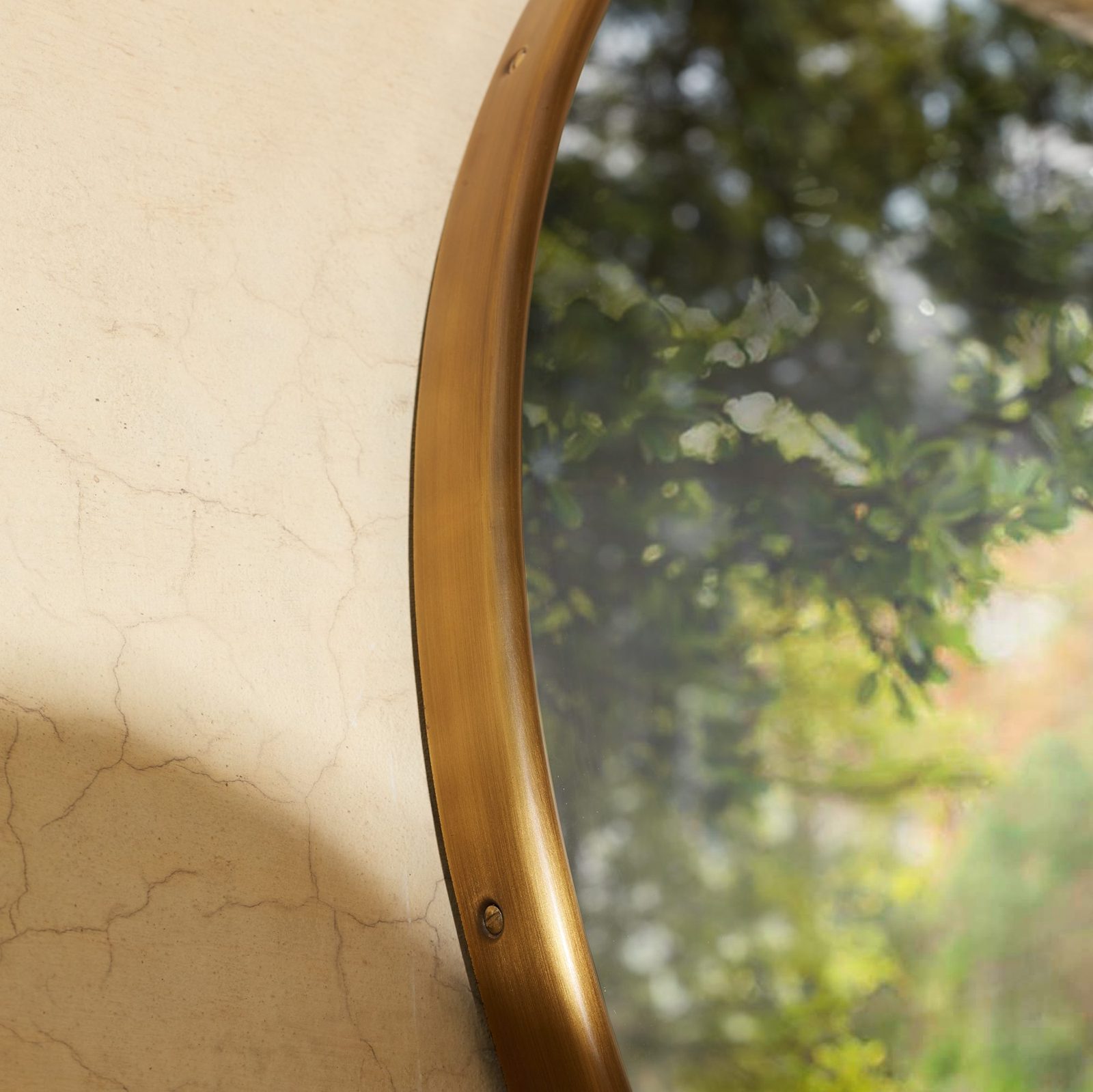 LINEAR CIRCULAR MIRROR - BRASS - Image 4