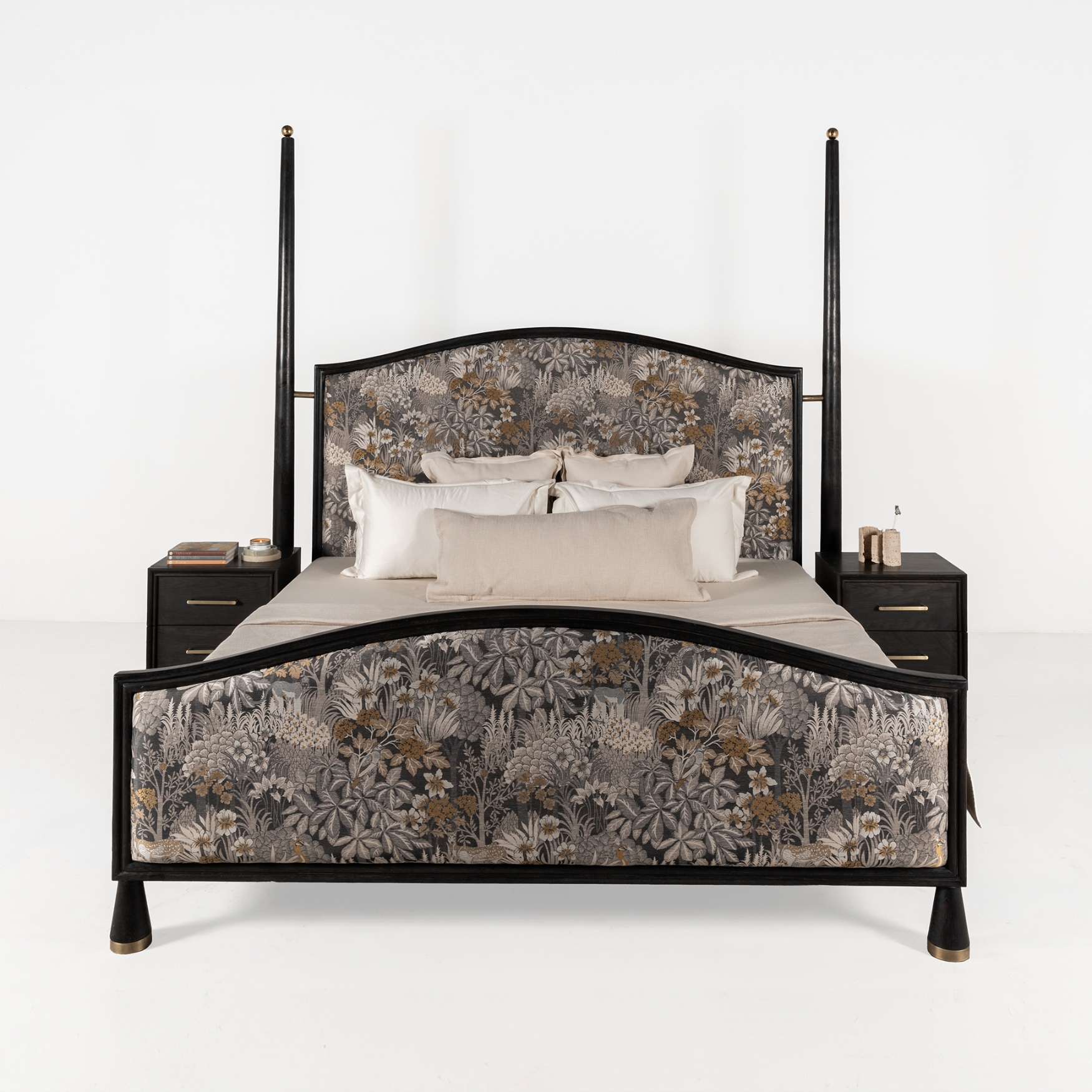 JEAN POSTER BED