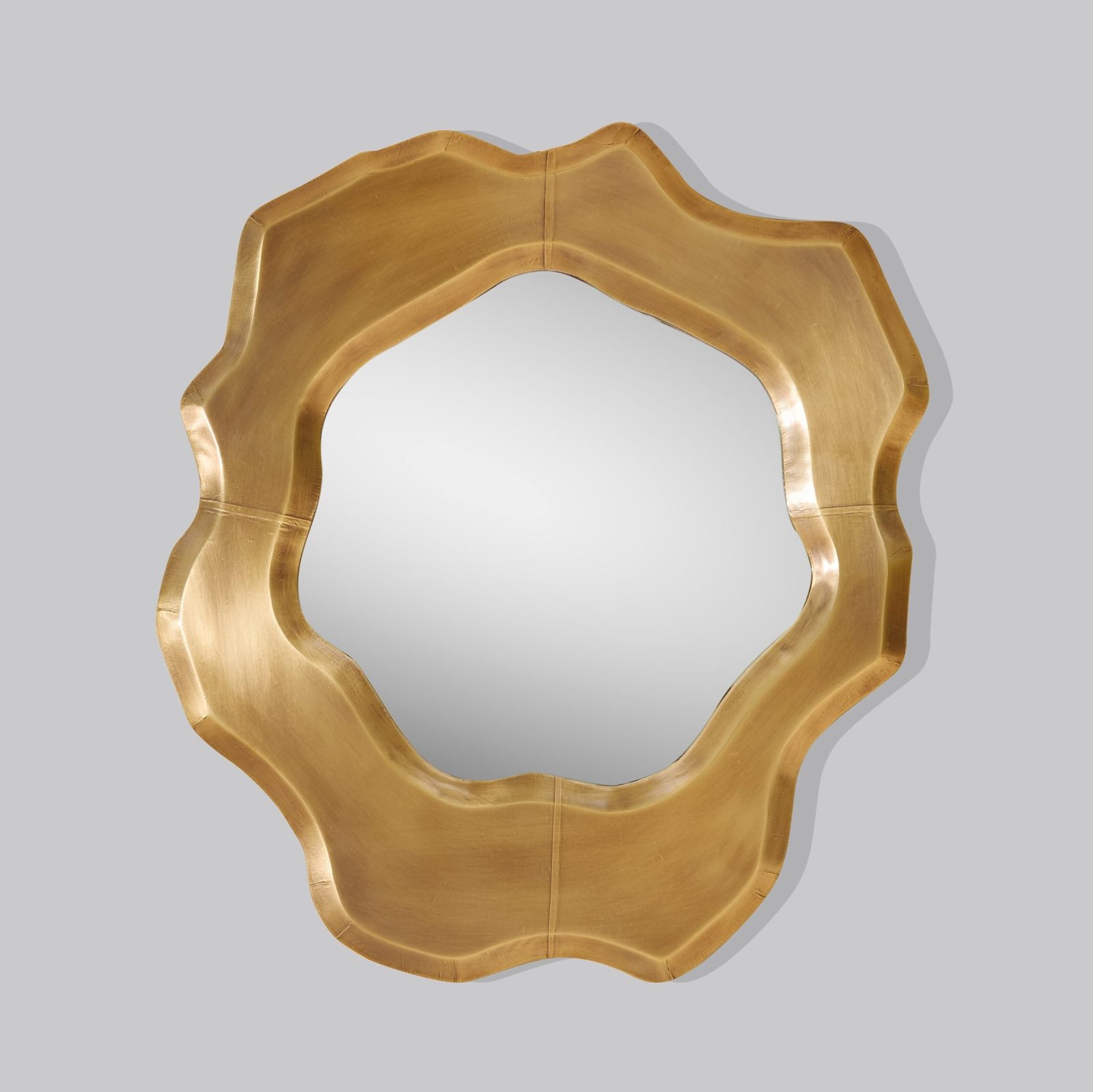 AMORFA MIRROR - ANTIQUE BRASS