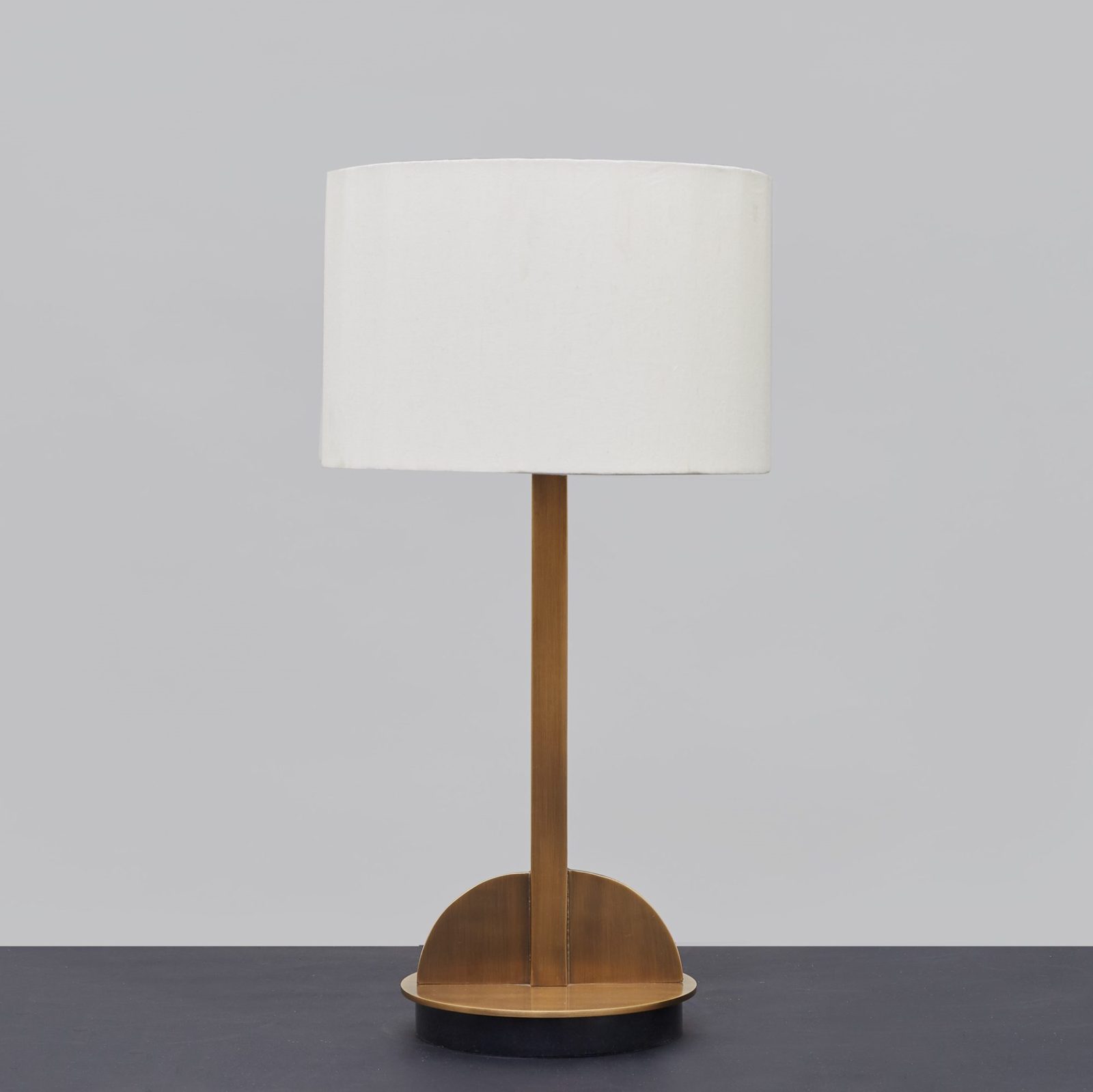 LINEAR TABLE LAMP