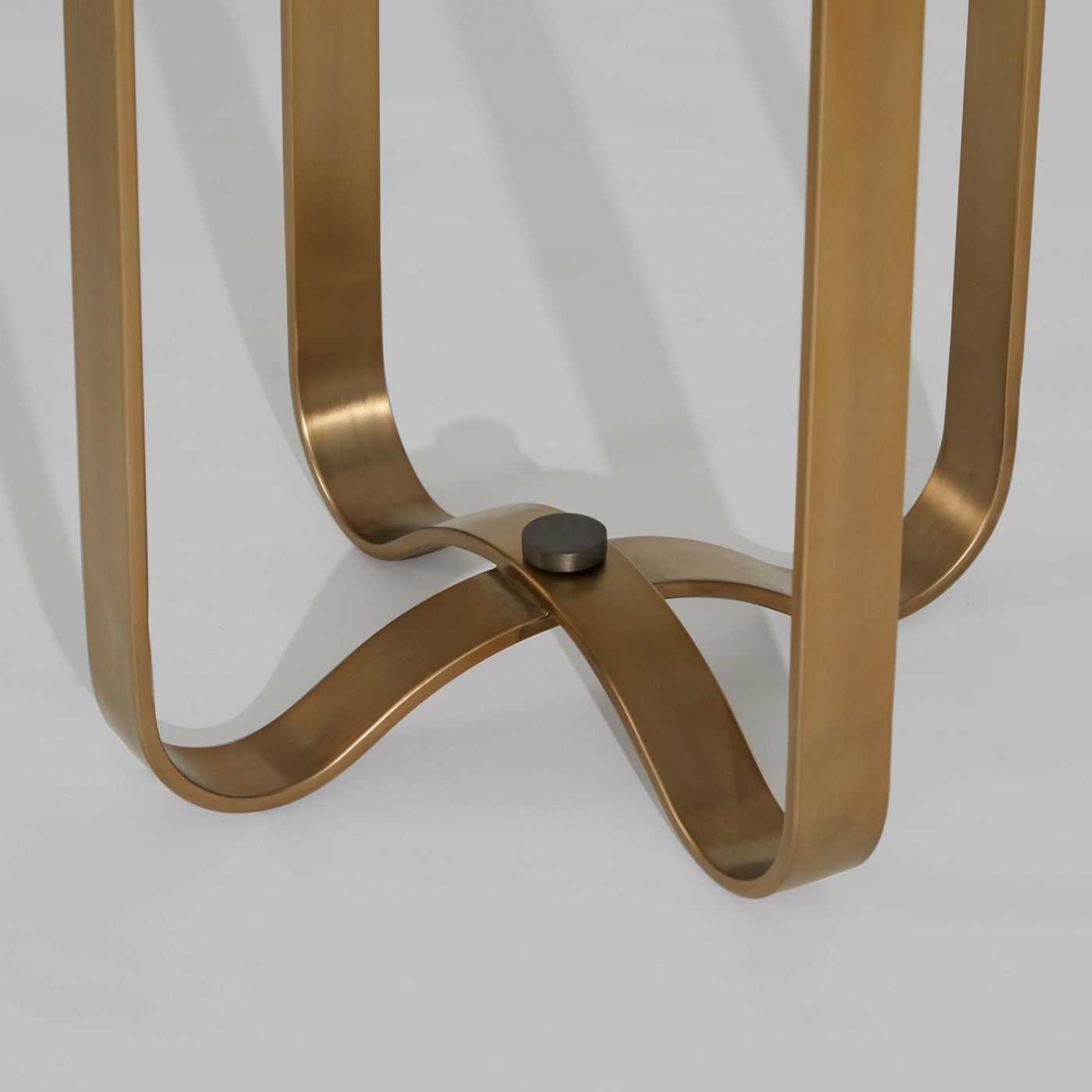 ARC SIDE TABLE - BRASS - Image 2