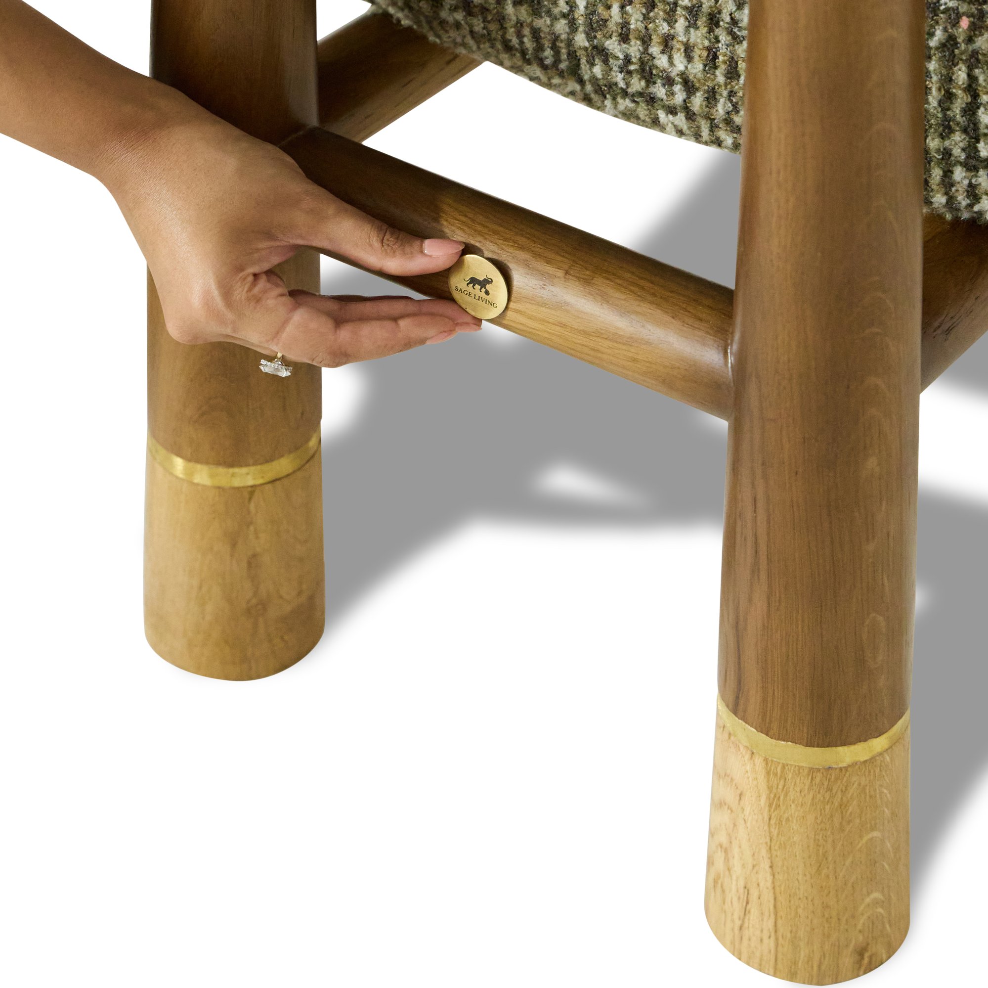 ALMOND ACCENT CHAIR - Image 6