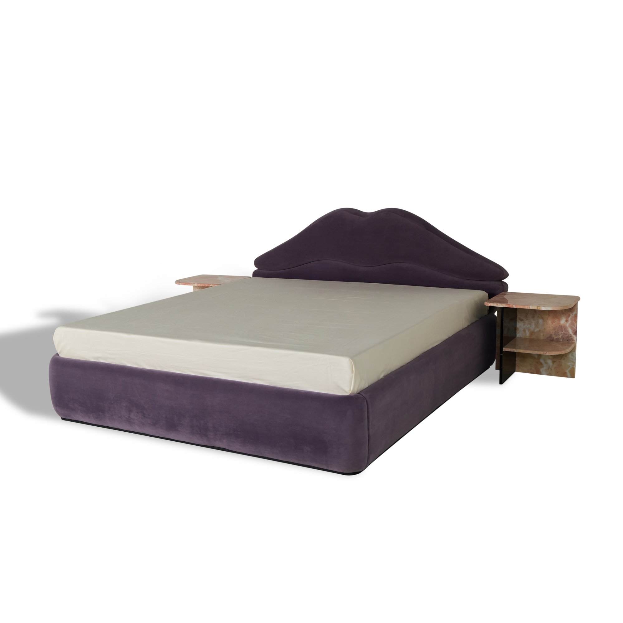 LUSH BED